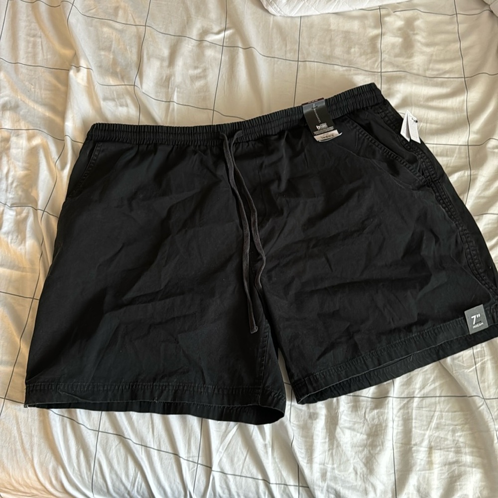 Mens 2XL black elastic shorts, No Boundaries, New w/ tags